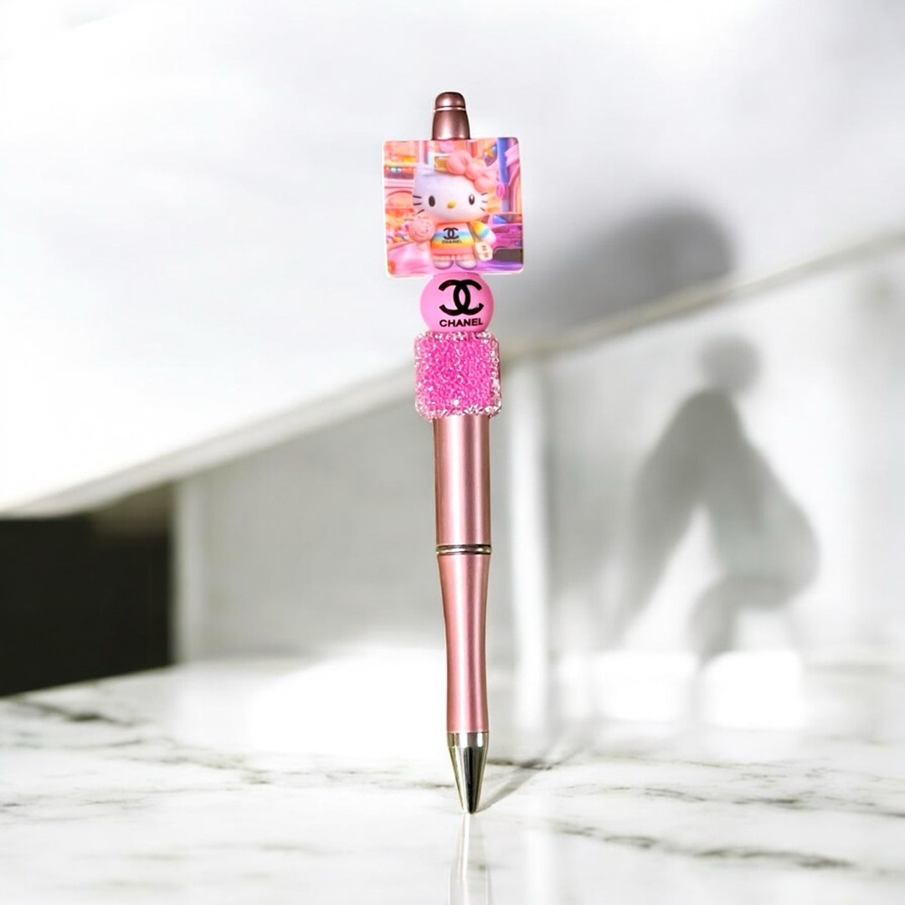 New pink hand crafted hello kitty beaded pen - Picture 2 of 2